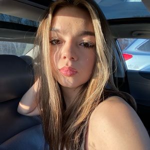 Meet your Posher, Hailey